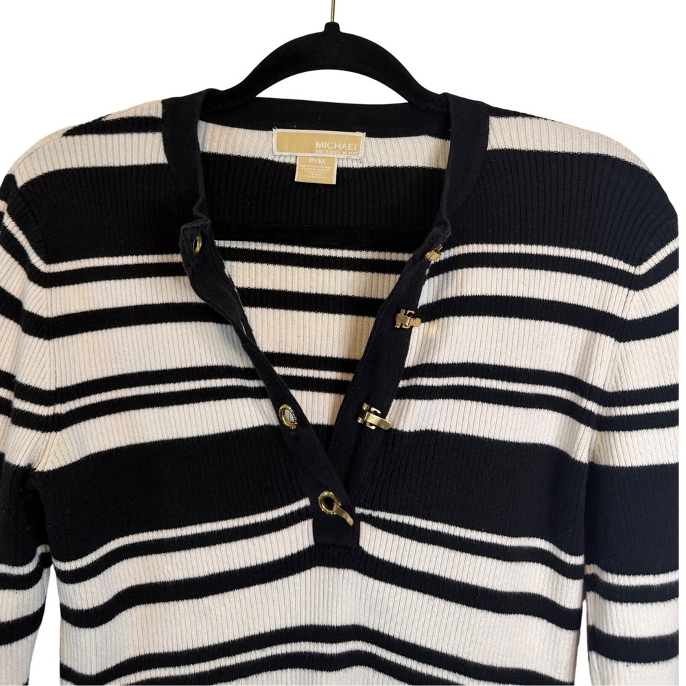 Michael Kors Y2K Grunge Whimsigoth Black White Stripe Ribbed Knit Sweater PM - Picture 2 of 8